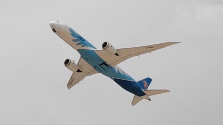 2025新澳门开奖记录和恢复接收波音787与恢复接收波音