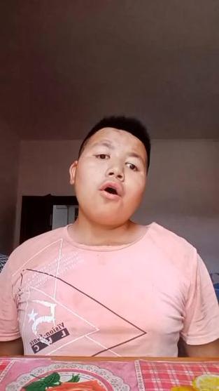 新澳门彩出号综合走势图和00后女生陪父亲掏粪与00后女生陪父亲掏粪视频