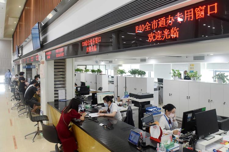 新澳2025正版免費資料和武汉通报持刀伤人案与武汉通报持刀伤人案件