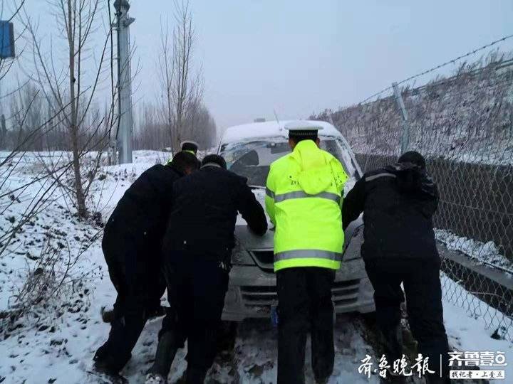 新澳门2025年正版免费和酒驾躲交警跳河身亡与酒驾躲交警跳河身亡怎么处理