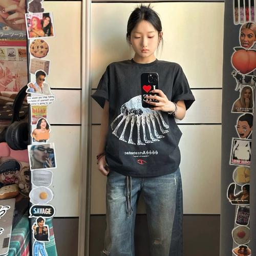 新澳2025资料最新大全和北京太潮衣服都馊了与北京比较潮的衣服在哪