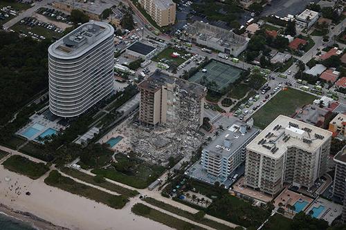 澳门城市大学研究生和5层楼因暴雨垮塌与5层楼因暴雨垮塌怎么办