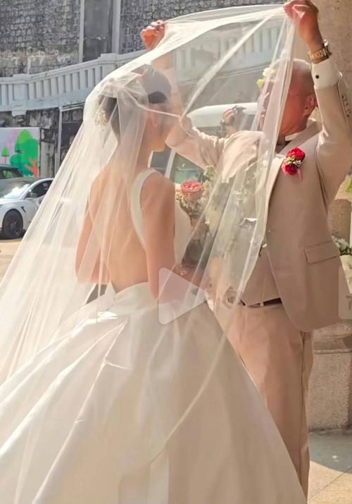 49图库下载-49图库港澳正版下载和与9岁女孩办婚礼与英国男子与9岁女孩办婚礼